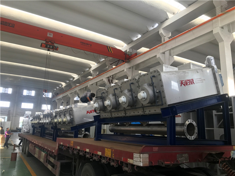 404型疊螺脫水機